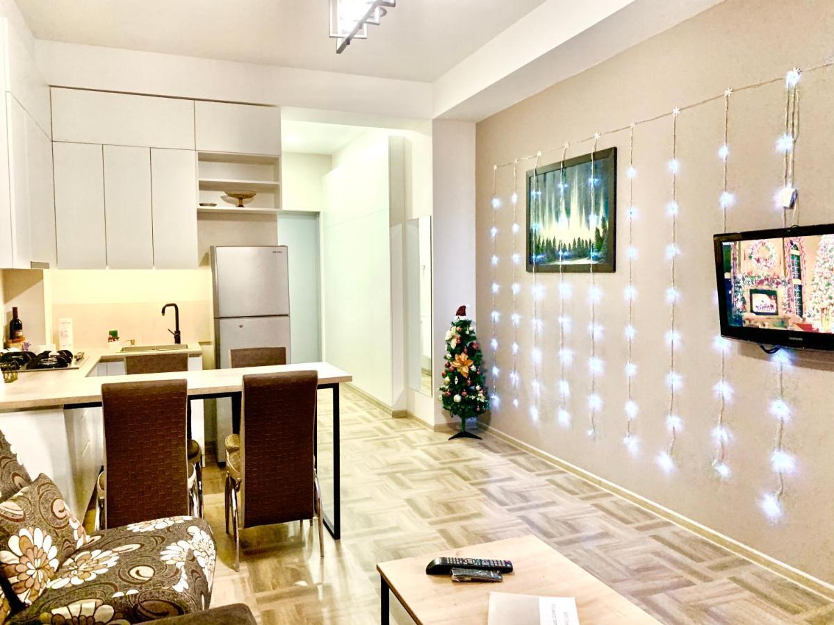 Tomaso Apartment Tbilisi ภายนอก รูปภาพ